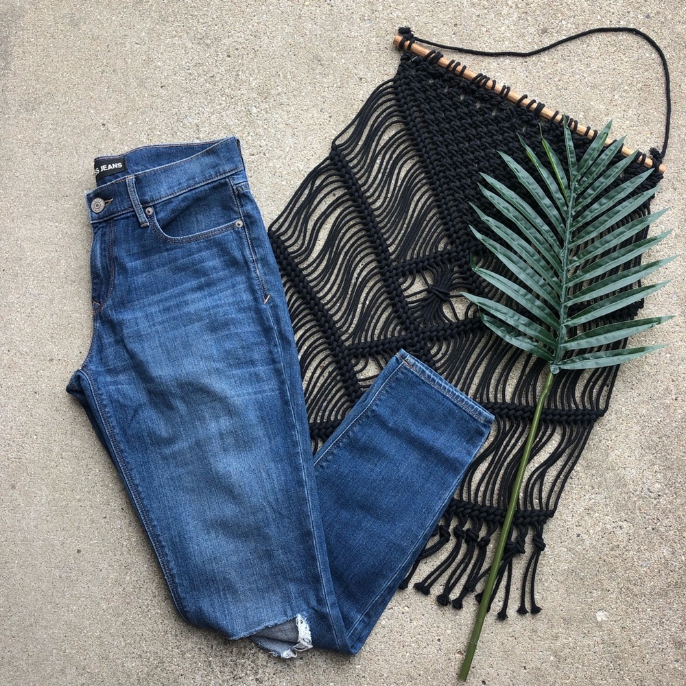 Express Distressed Jeans Size 6 - Super Skinny Mid Rise